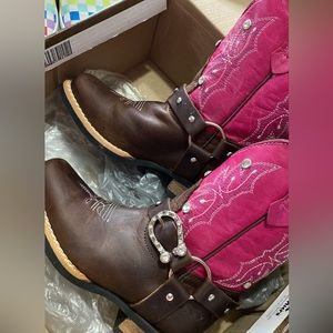 Girls cowgirl boots brand new pink